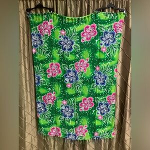 NWOT- Hibiscus Print Fringed Pareo / Sarong / Swim Cover